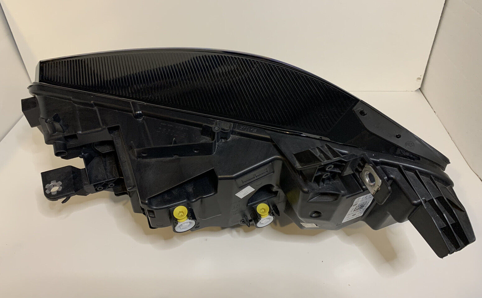 VW ID.3 E11 Front Left Headlight LHD 10B941029