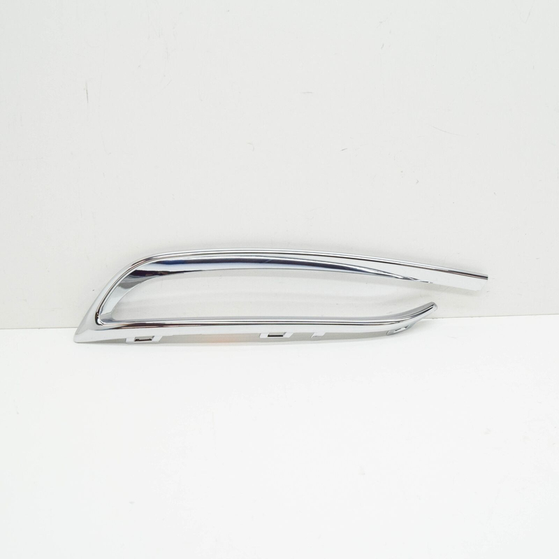 Skoda Superb MK3 Rear Bumper Strip Trim Insert 3V58078332ZZ