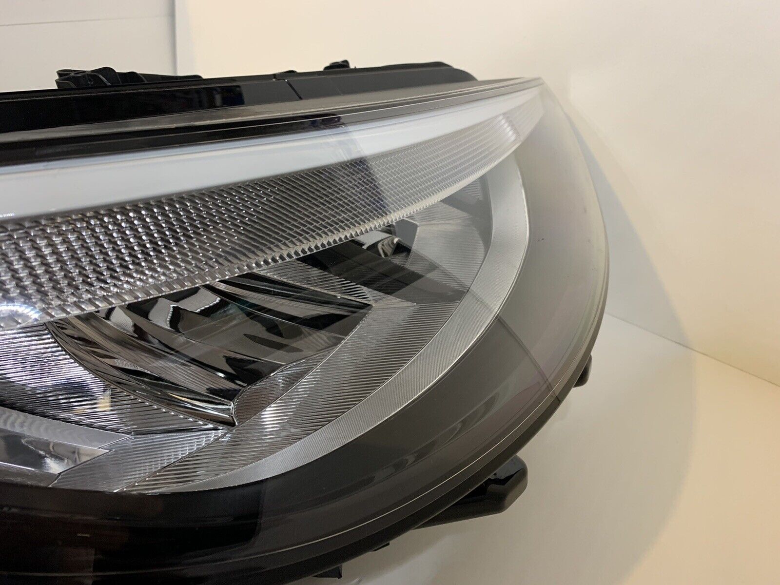 VW ID.3 E11 Front Left Headlight LHD 10B941029