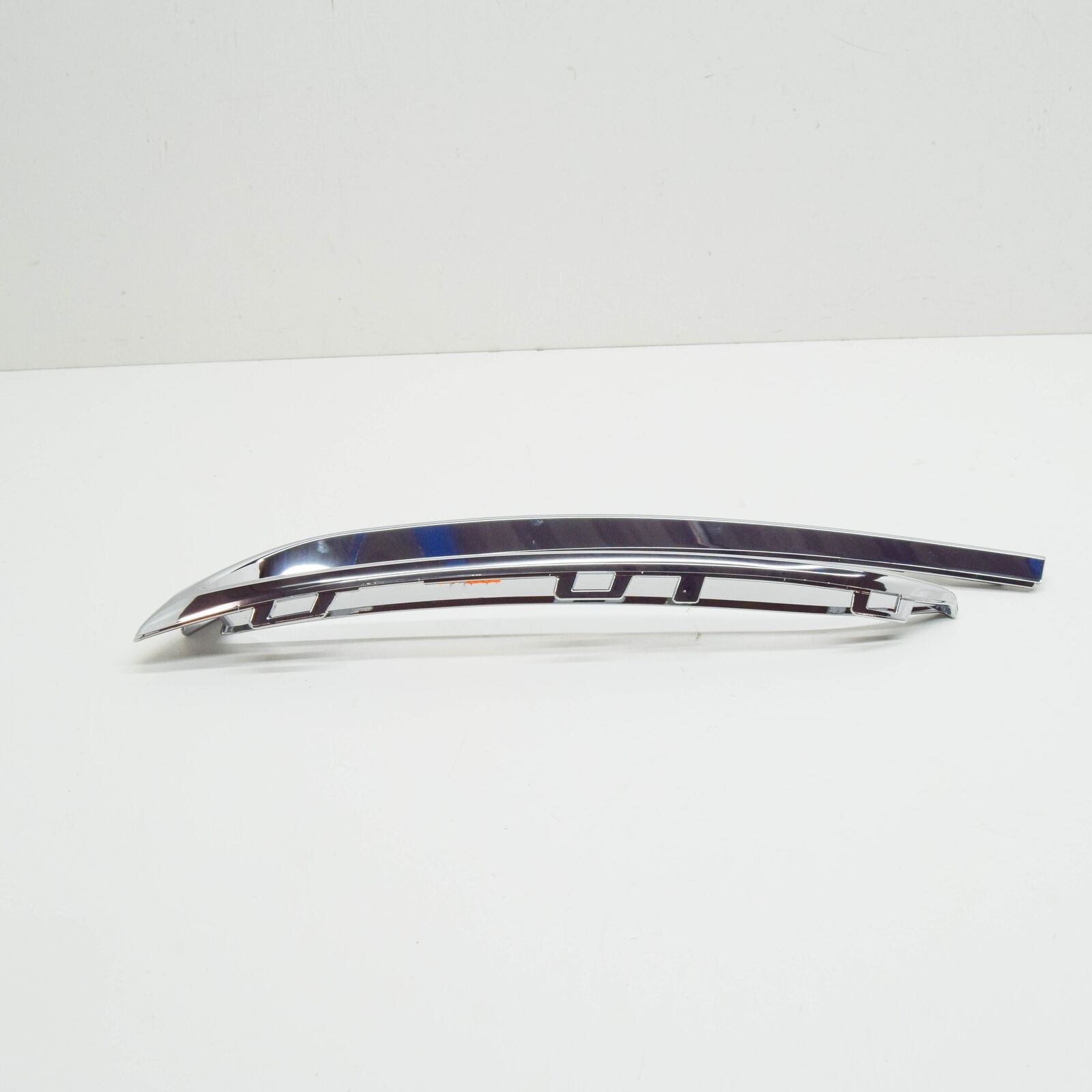 Skoda Superb MK3 Rear Bumper Strip Trim Insert 3V58078332ZZ