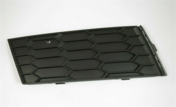 Fog Light Cover Front Grille Lamp Cover for Skoda Octavia RS 2018- (5E0807681E)