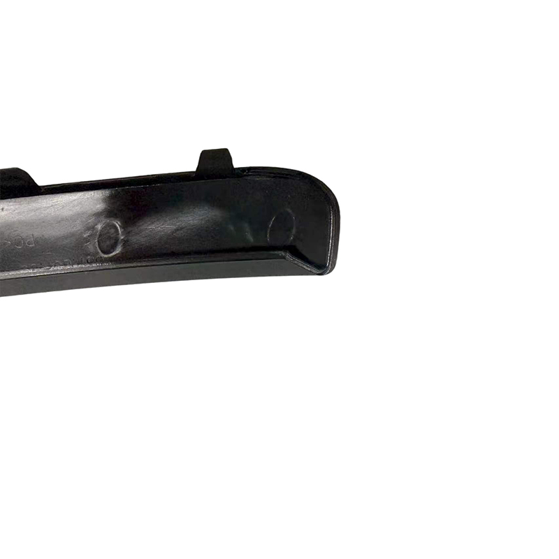 Front bumper trim