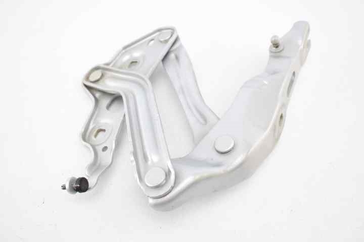 Hood / Bonnet Hinge 5E3823301 Octavia 2020-