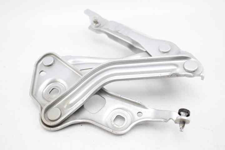 1765975_dobradica-de-capot-esquerda-skoda-octavia-break-de-2020-a-0-5e3823301 1765975_dobradica-de-capot-esquerda-skoda-octavia-break-de-2020-a-0-5e3823301